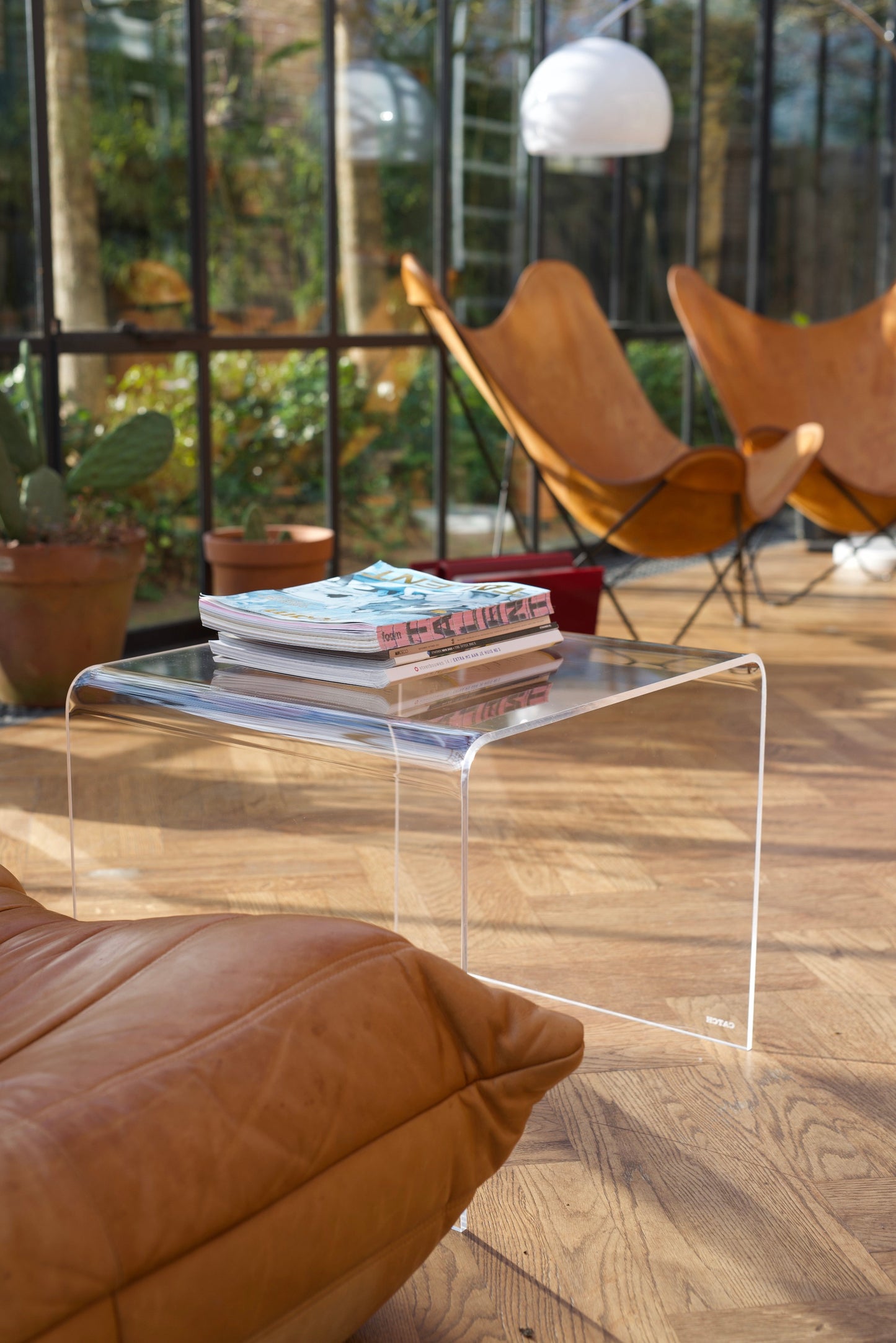 Coffee table in Transparent